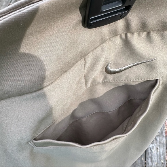 Nike Women’s Dri-Fit Tournament Golf Skort in Khaki (Size 10)‎ - Picture 4 of 14